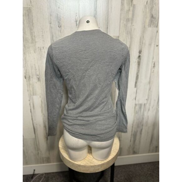 Gray long sleeve size XL - Picture 3 of 5